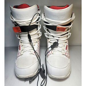 ThirtyTwo Lashed Women's Snowboard Boots Size 7.5 White with Red Gem Accents
